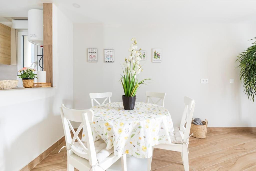 El Toison 21 Parking Gratis-6 Pax Centro-Historico Apartment Bilbao Bagian luar foto